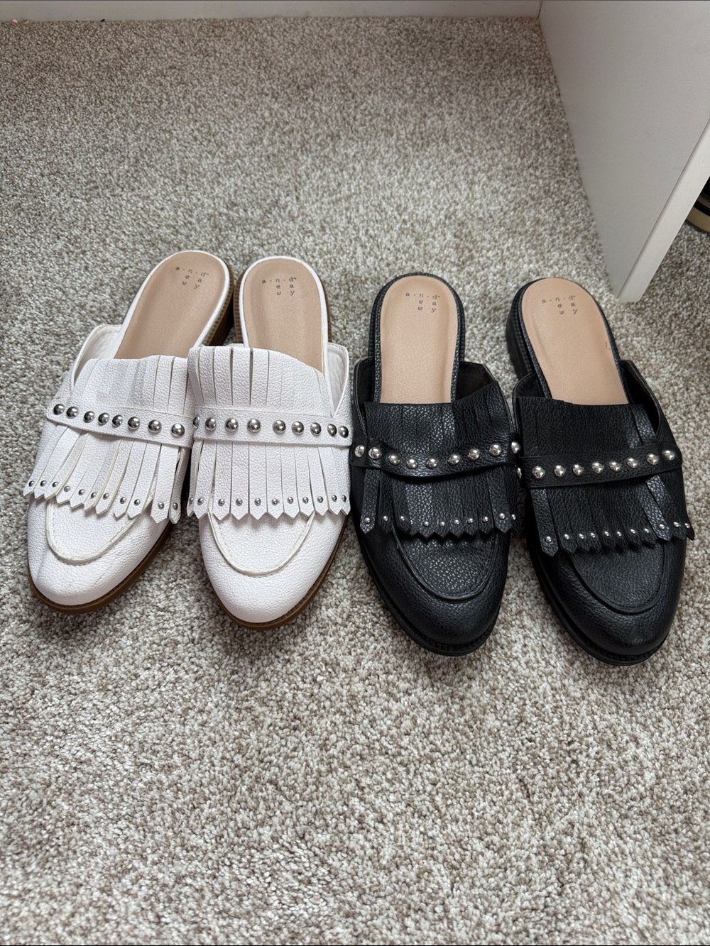 Fringe-Trim Studded Mules - White / Black